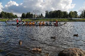 (SP)RUSSIA-TVER-DRAGON BOAT RACE