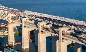 Changtai Yangtze River Bridge Construction in Taixing