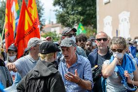 Philippe Poutou At The Rally Against Megabasins - La Rochelle