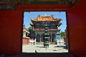 Tourists Visit Wuliang Temple in Hohhot