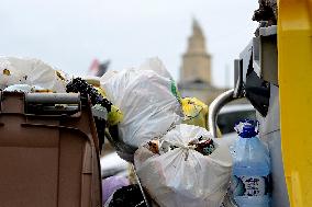 Garbage Strike - Spain