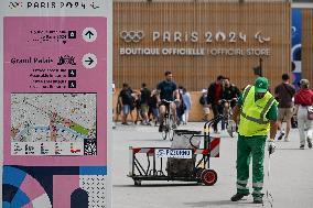 Daily Life In Paris On The Eve Of The Olympics