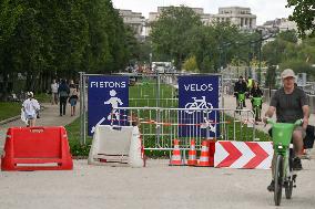 Daily Life In Paris On The Eve Of The Olympics