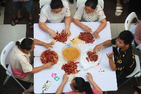 Eat Shrimp Activity in Huai'an