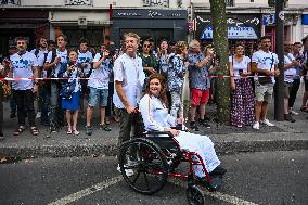 Paris 2024 - Lebanese Photojournalist Carries Olympic Torch - Vincennes