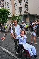 Paris 2024 - Lebanese Photojournalist Carries Olympic Torch - Vincennes