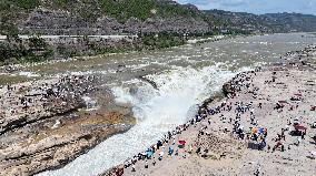 Yellow River Waterfall Tour