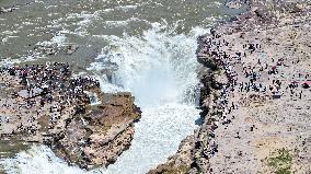 Yellow River Waterfall Tour