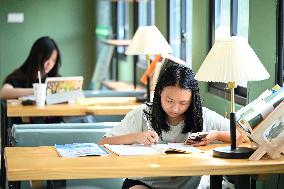 Train Book House in Guizhou