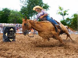 (SP)CANADA-ONTARIO-ERIN-RODEO TOUR