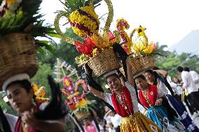 MEXICO-OAXACA-GUELAGUETZA-PARADE