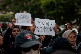 Students Demonstration Commemorating 10 Years Jokowi's Government