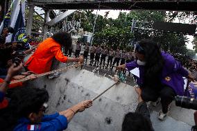 Students Demonstration Commemorating 10 Years Jokowi's Government