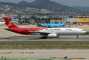 Daily life at Barcelona airport