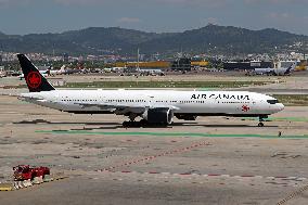 Daily life at Barcelona airport