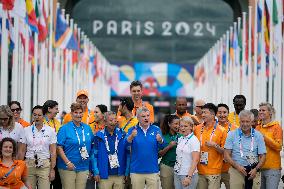 Paris 2024 - Thomas Bach Tours The Olympic Village