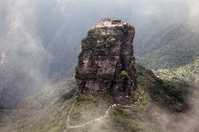 Mount Fanjing Goldentop in Tongren