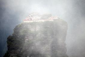 Mount Fanjing Goldentop in Tongren