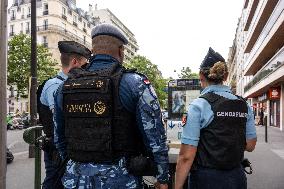 Paris 2024 - Qatari Police Patrol With French Gendarmes