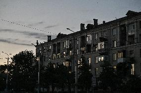 Zaporizhzhia turns off street lights to save power