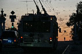 Zaporizhzhia turns off street lights to save power