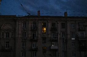 Zaporizhzhia turns off street lights to save power