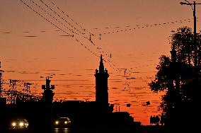 Zaporizhzhia turns off street lights to save power