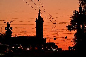 Zaporizhzhia turns off street lights to save power