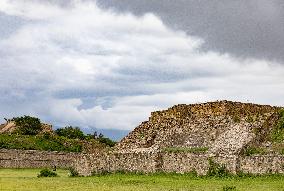 MEXICO-OAXACA-MONTE ALBAN-ARCHAEOLOGICAL SITE