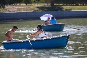 New Heat Wave Hits Madrid