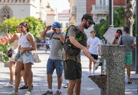 New Heat Wave Hits Seville