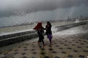 High Tide In Mumbai