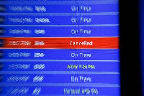 Air Travel Delays Continue - Washington