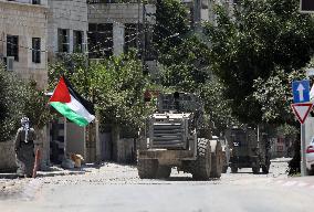 7 Palestinians Killed In Israeli Raids - West Bank