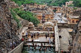 Shrine Galta Peeth Tirtha