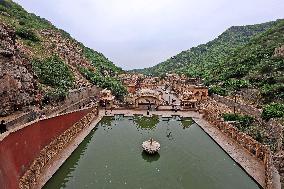 Shrine Galta Peeth Tirtha