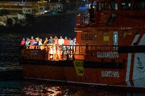 Rescue Of A Cayuco With 140 People - Canary Islands