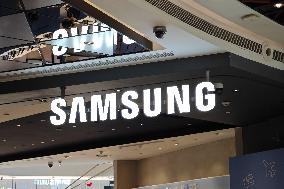 Samsung Store in Shanghai