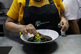 MEXICO-OAXACA-LOCAL CUISINE