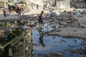 MIDEAST-GAZA-JABALIA REFUGEE CAMP-SEWAGE-POLIOVIRUS