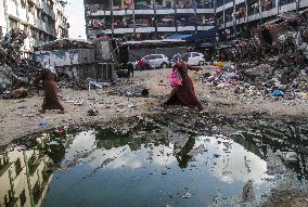 MIDEAST-GAZA-JABALIA REFUGEE CAMP-SEWAGE-POLIOVIRUS