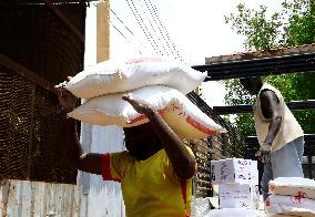 SUDAN-OMDURMAN-CHARITY BREAD PROJECT-DISTRIBUTION