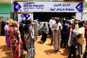 SUDAN-OMDURMAN-CHARITY BREAD PROJECT-DISTRIBUTION