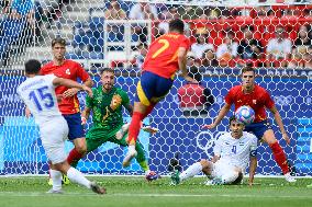 Paris 2024 - Uzbekistan v Spain