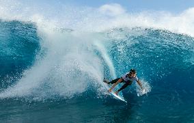 Paris 2024 - Surfing Training in Teahupo'o