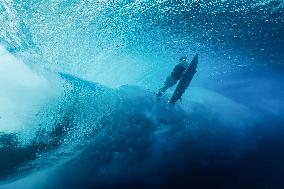 Paris 2024 - Surfing Training in Teahupo'o