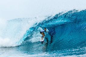 Paris 2024 - Surfing Training in Teahupo'o