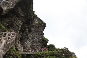 Mount Fanjing Tour in Tongren