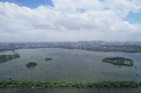 Typhoon Kaem Hit Hangzhou