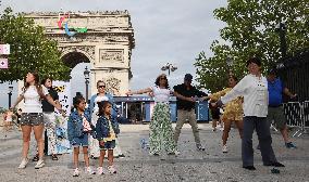 (PARIS2024)FRANCE-PARIS-CHINESE AEROBIC EXERCISE-EXPERIENCE